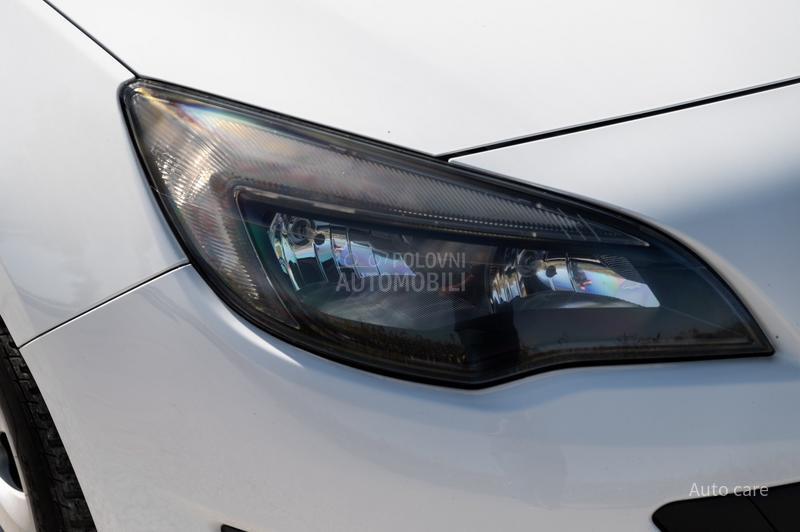 Opel Astra J 1.4 TURBO ENJOY