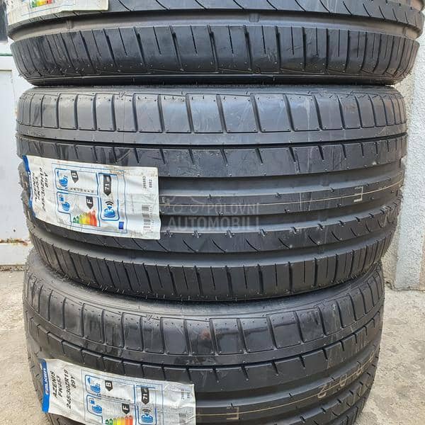 Falken 215/35 R19 Letnja