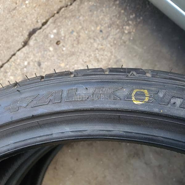 Falken 215/35 R19 Letnja