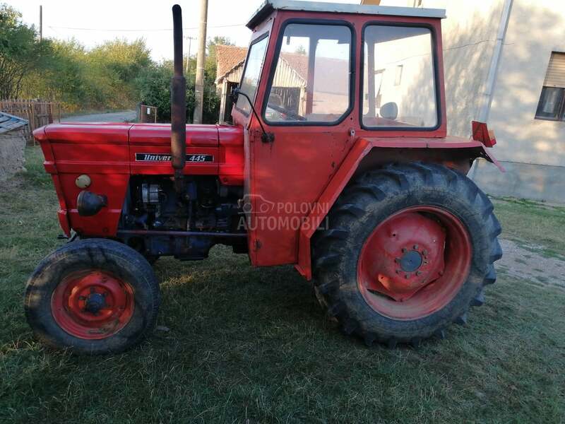 Universal 445