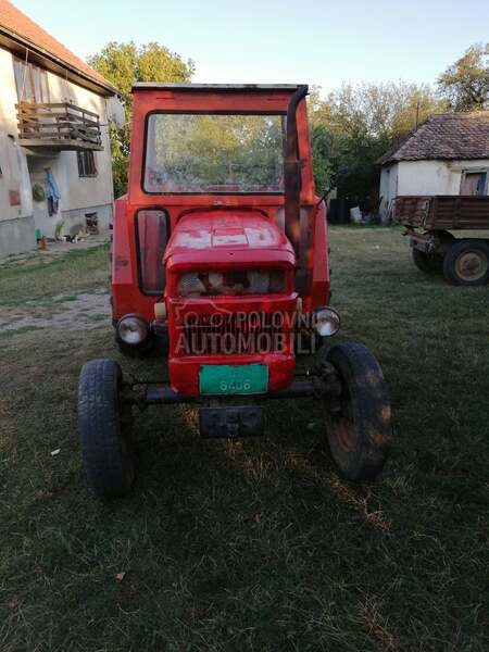 Universal 445