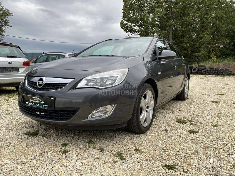 Opel Astra J 