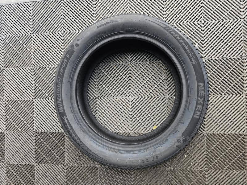 Nexen 235/50 R19 Zimska