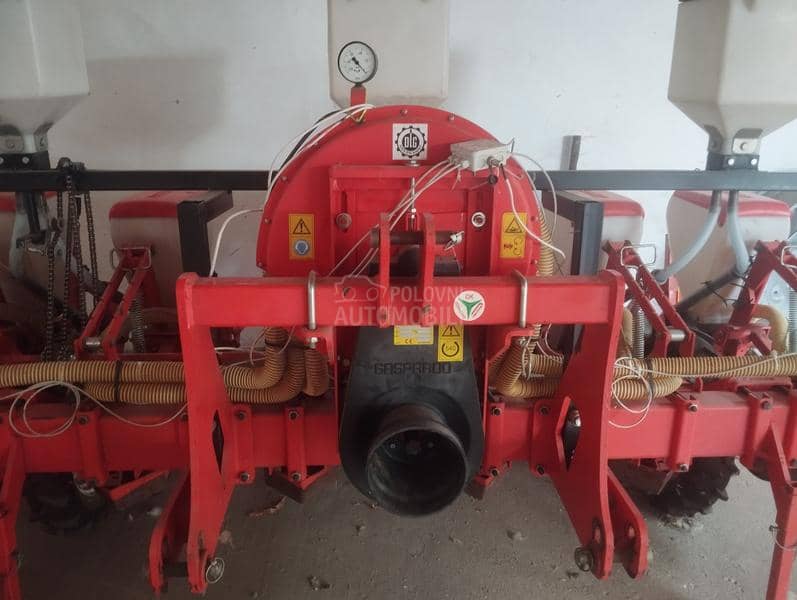 Gaspardo 6 redna sejalica