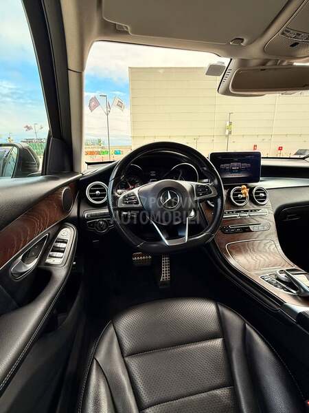 Mercedes Benz GLC 250 4MATIC AMG