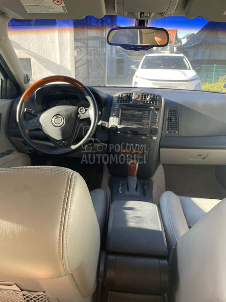Cadillac CTS luxury