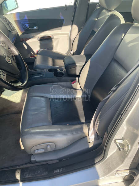 Cadillac CTS luxury