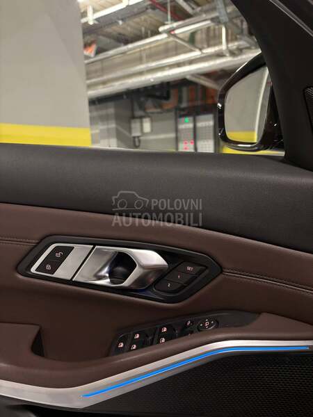 BMW 330 M330i