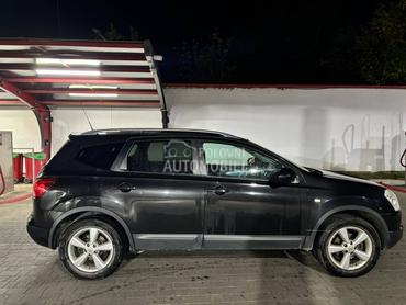 Nissan Qashqai + 2 1.5 dci
