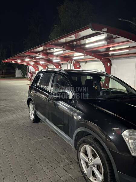 Nissan Qashqai + 2 1.5 dci
