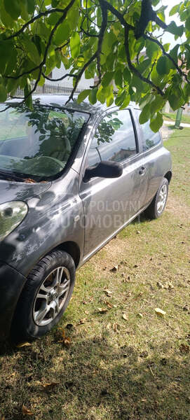 Nissan Micra 
