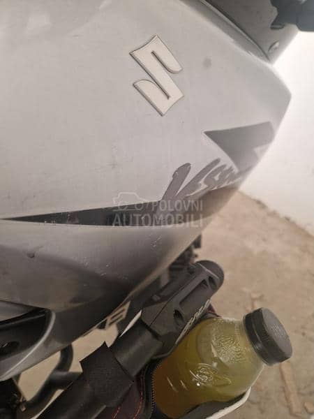 Suzuki DL650 VStrom V Strom