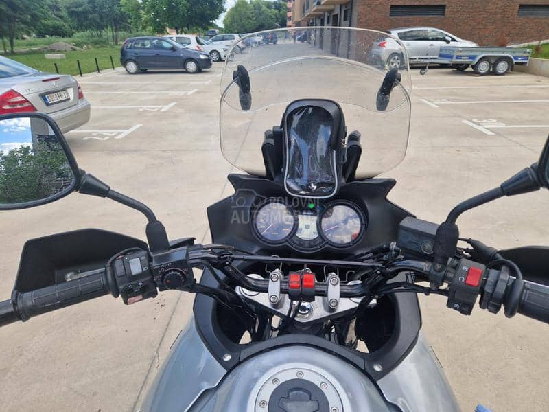 Suzuki DL650 VStrom V Strom