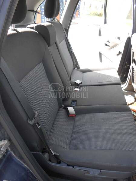 Opel Meriva 1,8