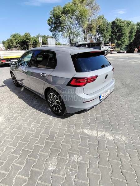 Volkswagen Golf 8 2.0 TDI