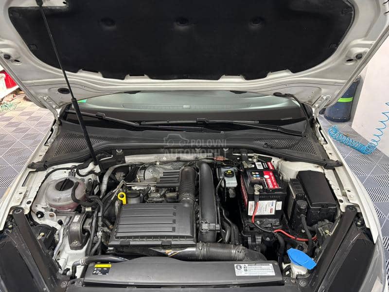 Volkswagen Golf 7 1.4 TSI COMFORTLINE