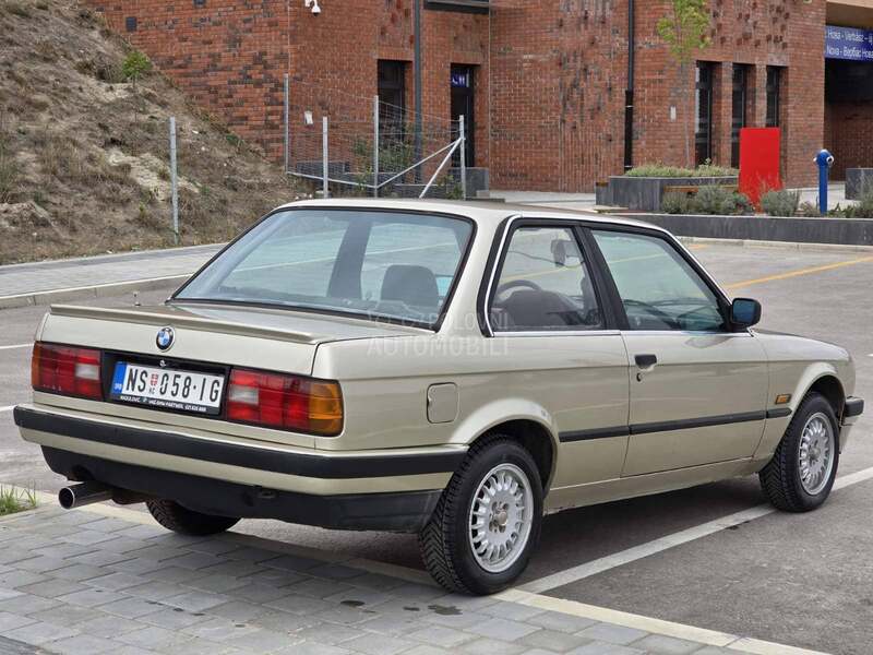 BMW 316 