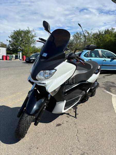 Yamaha xmax