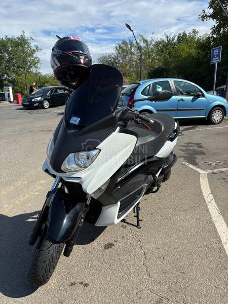 Yamaha xmax