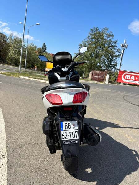 Yamaha xmax