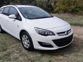 Opel Astra J 1.6 i ESSENTIA CH