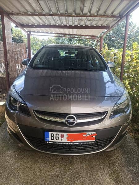 Opel Astra J NOTCHBACK