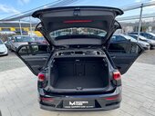 Volkswagen Golf 8 1.0 eTSI