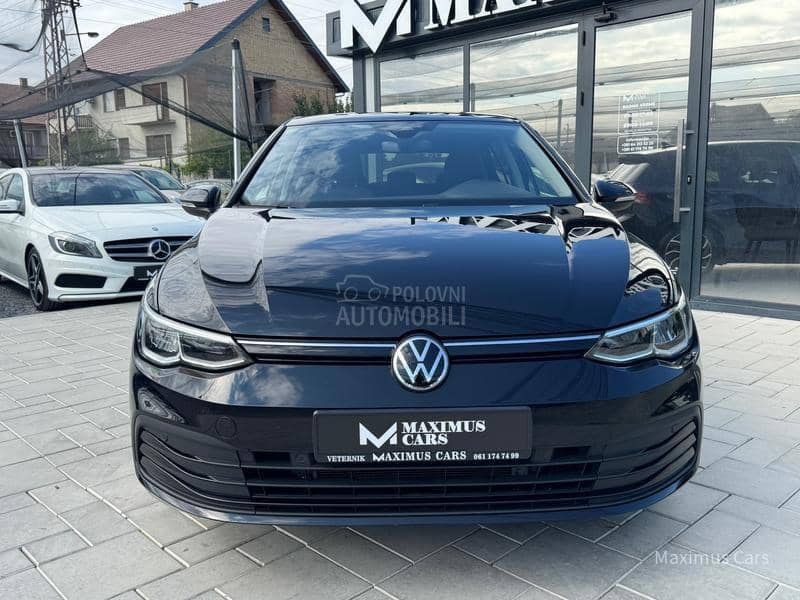 Volkswagen Golf 8 1.0 eTSI
