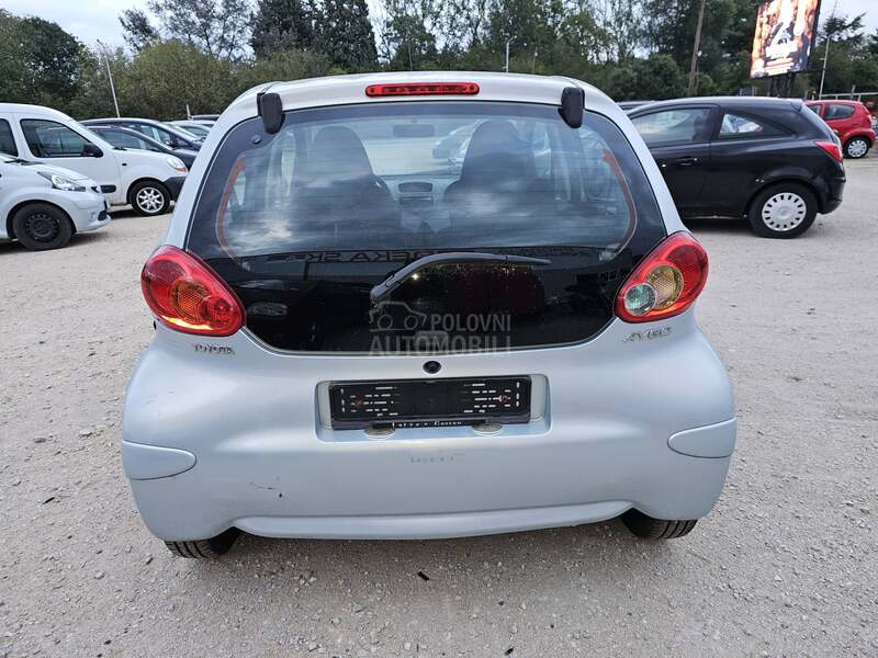 Toyota Aygo 1,0 L iz CH