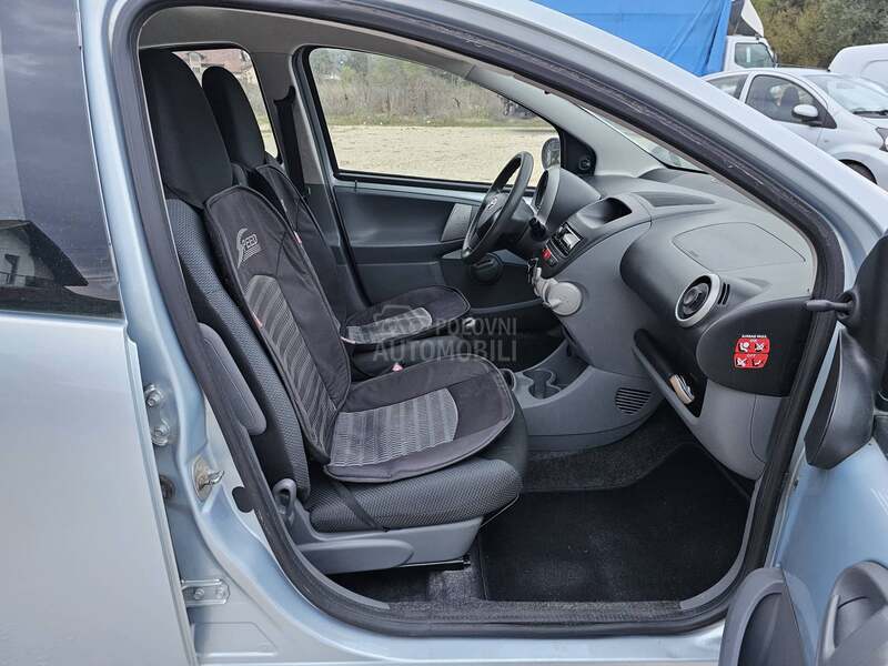 Toyota Aygo 1,0 L iz CH