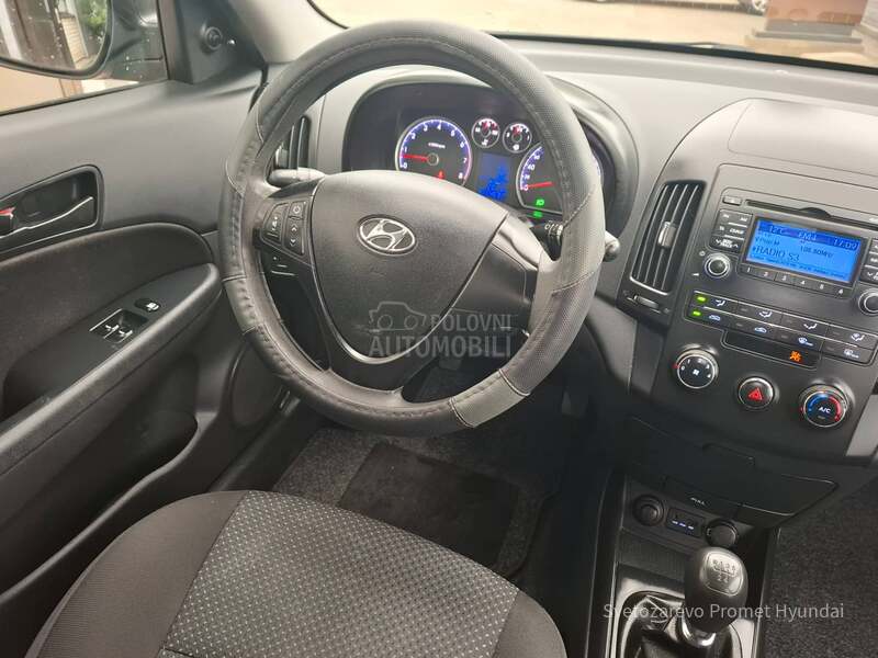 Hyundai i30 1.4 DOHC CW