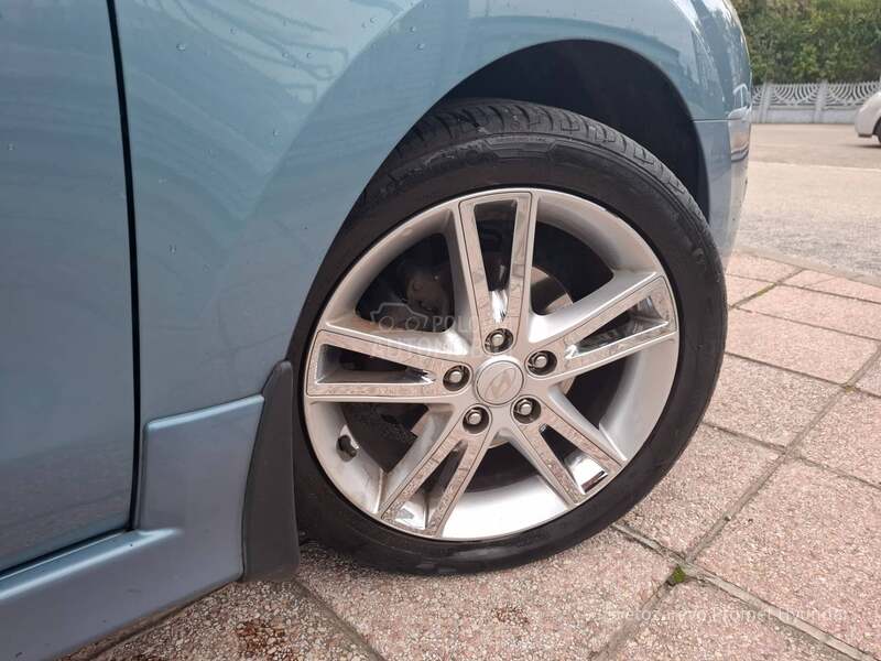 Hyundai i30 1.4 DOHC CW
