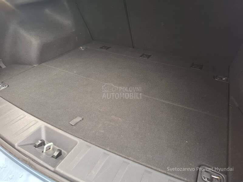 Hyundai i30 1.4 DOHC CW