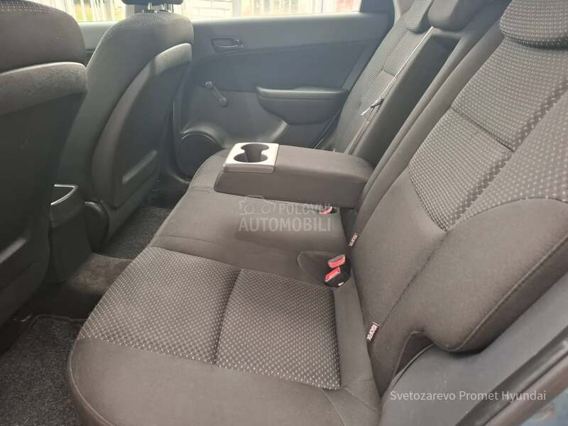 Hyundai i30 1.4 DOHC CW