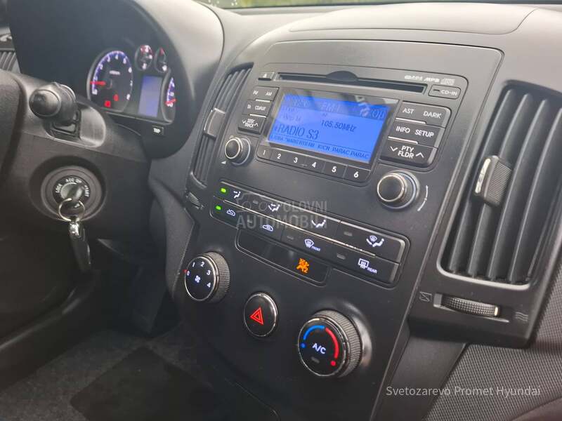 Hyundai i30 1.4 DOHC CW