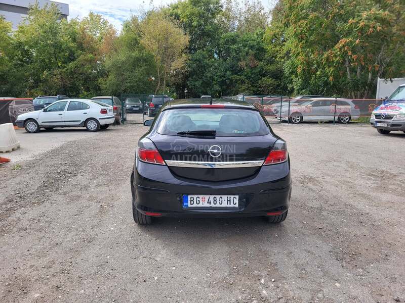 Opel Astra H 1.7 GTC