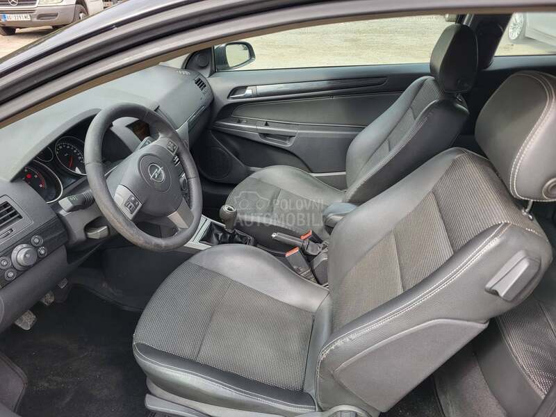 Opel Astra H 1.7 GTC