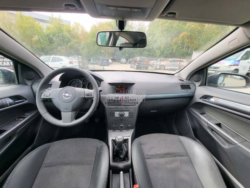 Opel Astra H 1.7 GTC