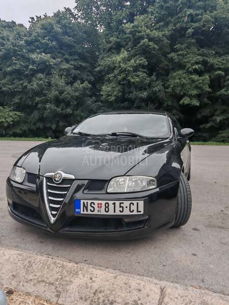 Alfa Romeo GT 1.9 jtd