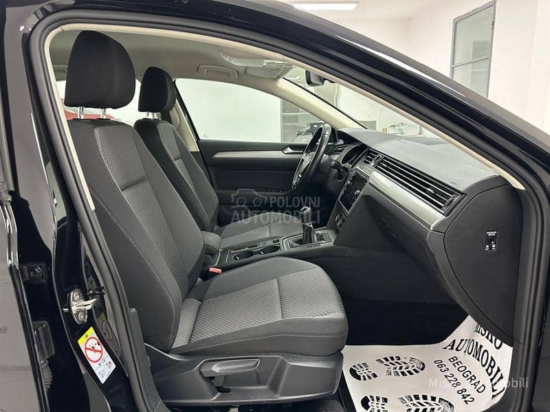 Volkswagen Passat B8 2.0 TDI Acc Nav Led