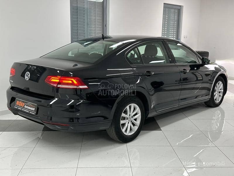 Volkswagen Passat B8 2.0 TDI Acc Nav Led