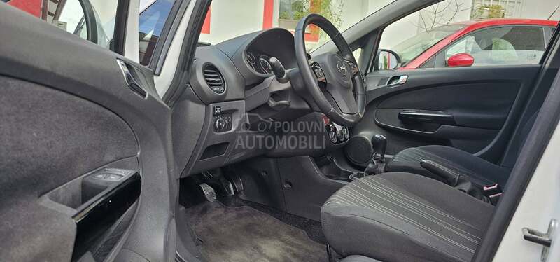 Opel Corsa D 1.2