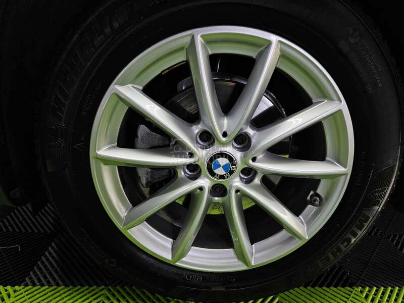 BMW X1 1.6D/fabričko stanje