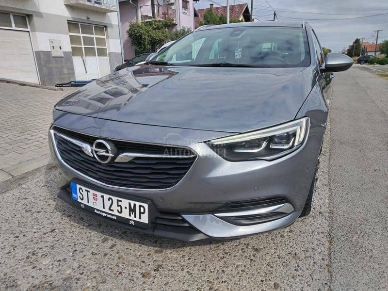 Opel Insignia 
