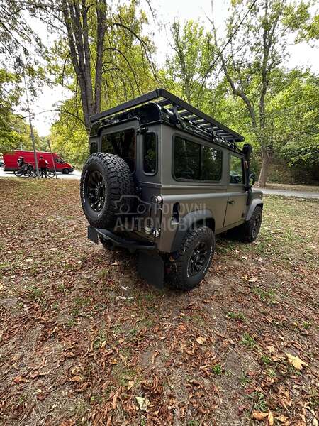 Land Rover Defender 2.5 TD5