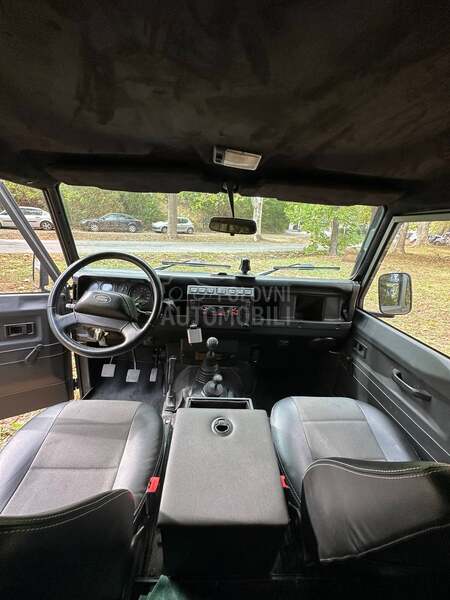 Land Rover Defender 2.5 TD5