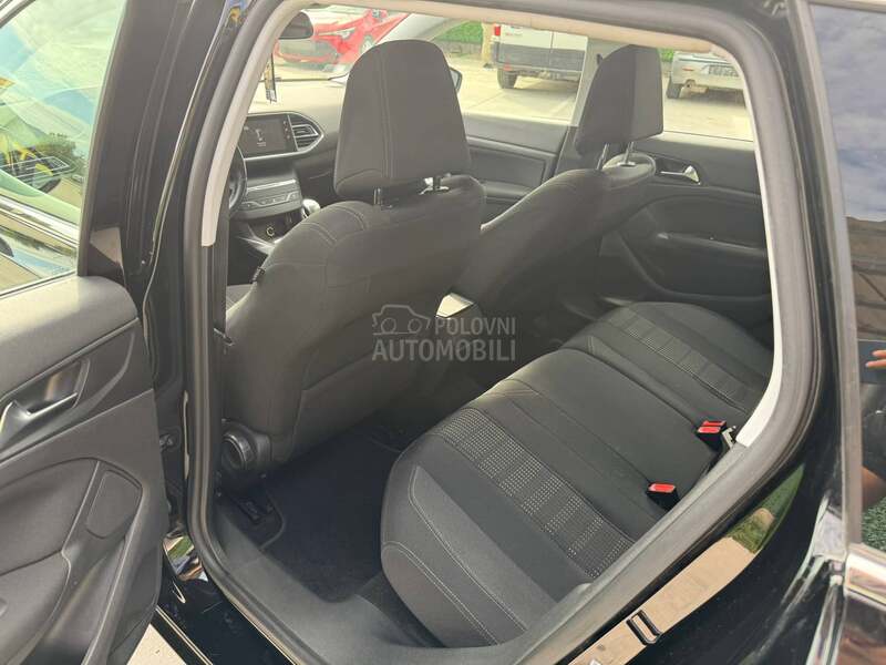 Peugeot 308 1.2 PURETECH