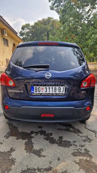 Nissan Qashqai + 2 