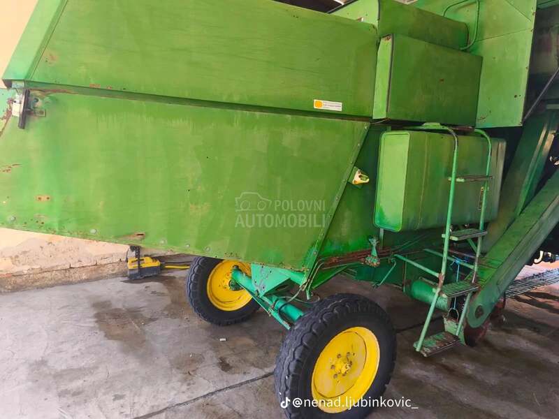 John Deere 960