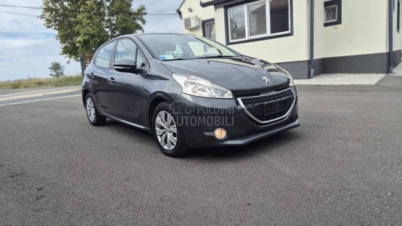Peugeot 208 1.4BTNG 98000 k m